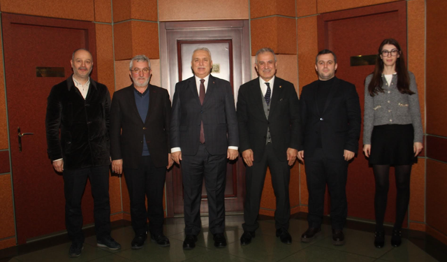 Vali Yıldırım’dan Borsaya veda ziyareti