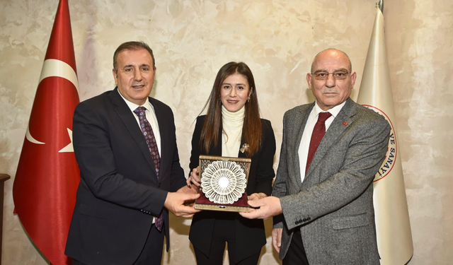 Türkiye'nin Yükselen Markaları arasında yer aldılar! Trabzonlu iki kadın girişimciye ödül