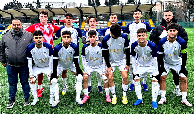 Trabzonlu antrenör Tarık Çakıcı’dan namağlup şampiyonluk