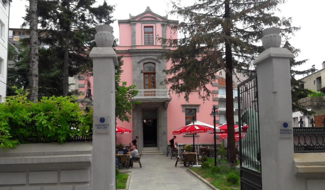 20 yıllık emekle yazılan bir Hikaye! Adnan Taç’tan veda