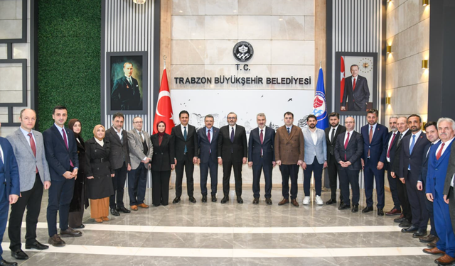 Ünal’dan Trabzon Büyükşehir Belediyesi’ne ziyaret
