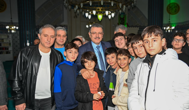 Büyükşehir Ramazan’ı çocuklar için şölene çevirdi