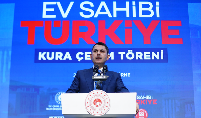 Bakan Kurum, Edirne’de ‘Ev sahibi Türkiye’ kura çekim törenine katıldı