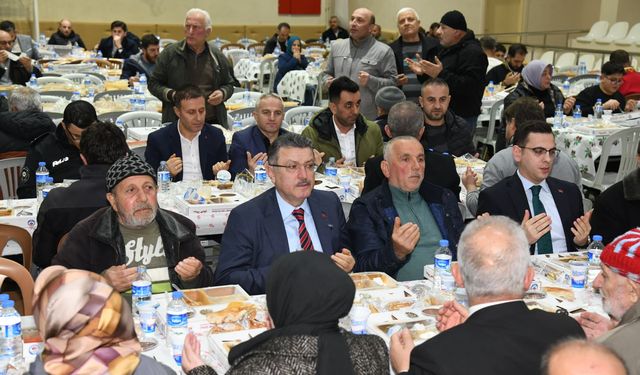 Başkan Genç, vatandaşlarla iftarda buluştu!