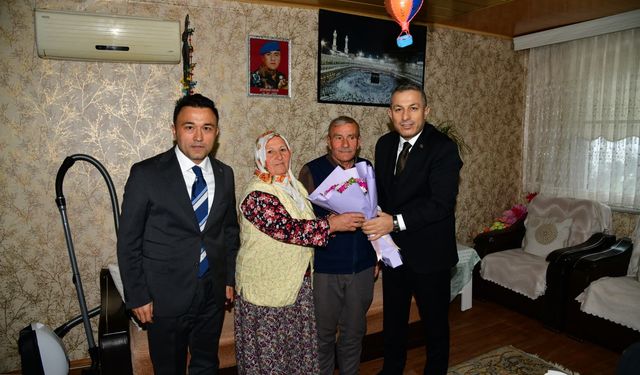 Vali Tahir Şahin'den şehit ailesine anlamlı ziyaret...