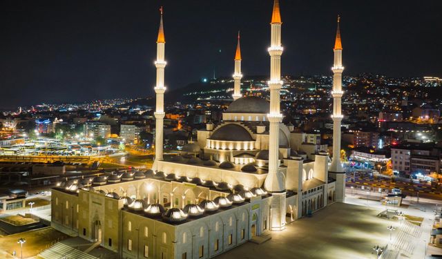 Kadir Gecesi bugün idrak edilecek