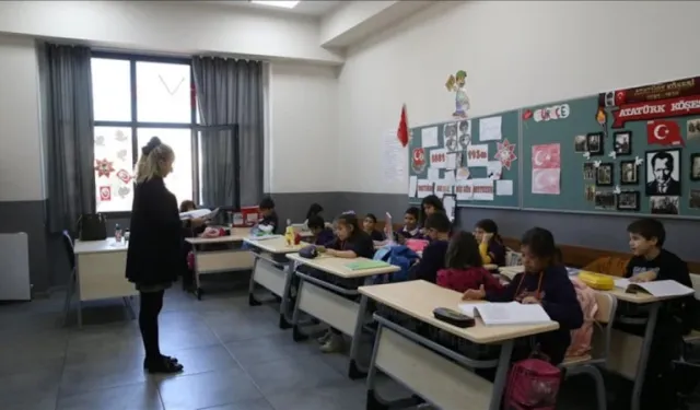 Okullarda ikinci ara tatil sona erdi ders zili bugün çalacak