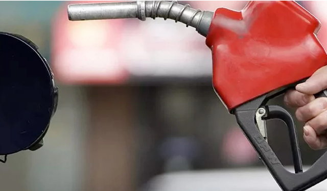Akaryakıt fiyatlarına dev zam geliyor