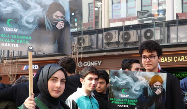 Trabzon'da Yeşilay Haftası dolayısıyla yürüyüş düzenlendi