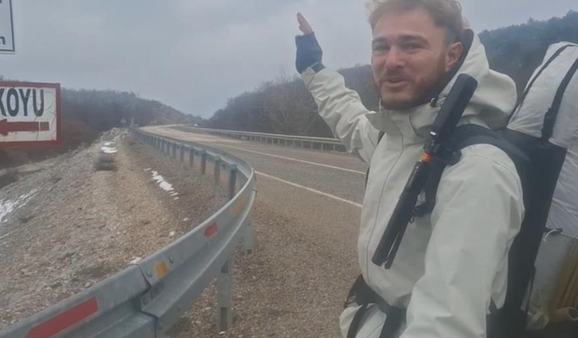 Japonya'ya ulaşmak için Almanya’dan yola çıkan gezgin 6 aydır yürüyor