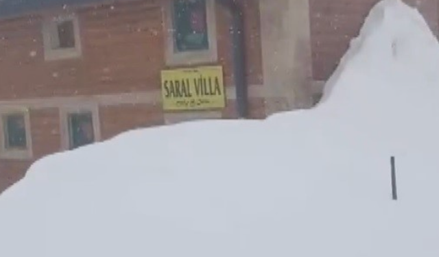 Bayburt’ta Kılıçkaya Yaylası kar altında kaldı