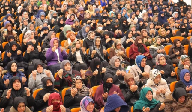 Bayburt’ta kadınlara yönelik Kadir Gecesi programı düzenlendi