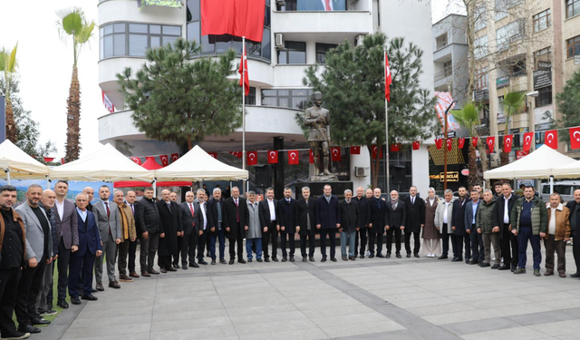 Başkan Ekim, bayramlaşma töreninde hemşehrileriyle buluştu