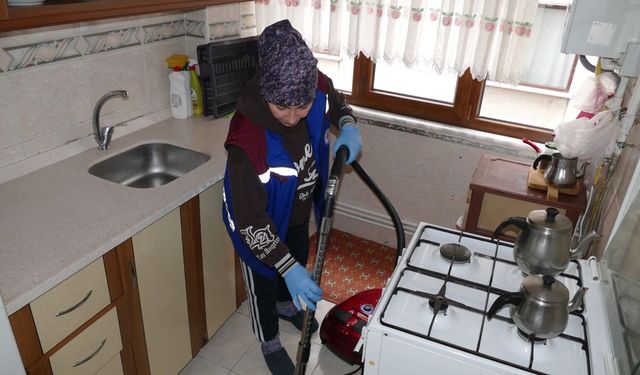 Büyükşehir’in evde temizlik hizmetinden binlerce vatandaş yararlandı