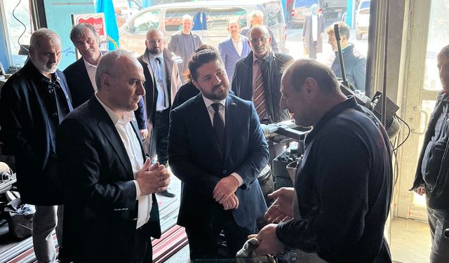 Anahtar Parti'den Araklı’da esnaf ziyareti