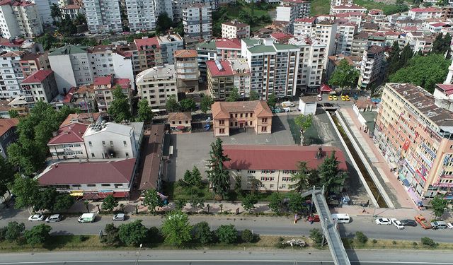 Akçaabat Belediyesi, eski merkez ilkokulu yıkım ihalesini iptal etti