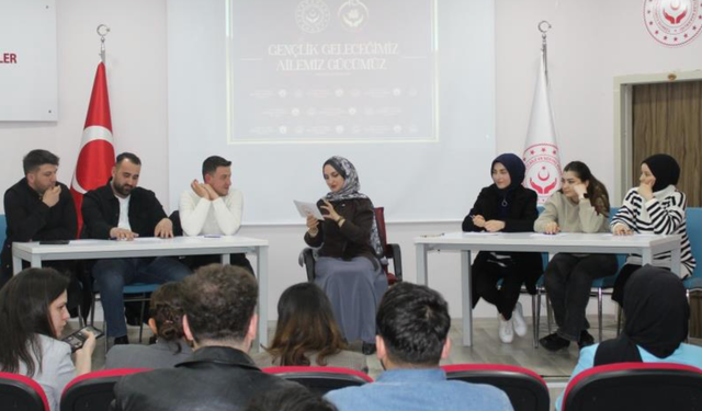 Bayburt’ta genç çiftlere yönelik aile temalı etkinlik düzenlendi