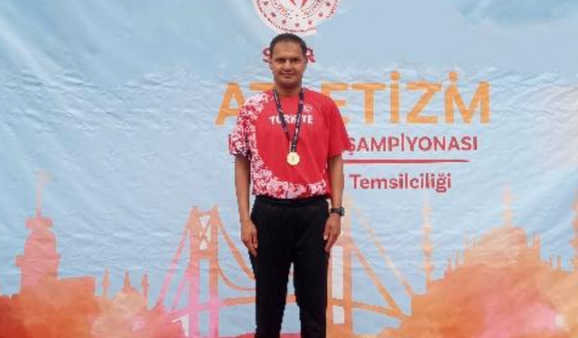 Emrah Öztürk'ten Trabzon'a çifte şampiyonluk..