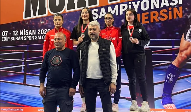 Trabzon'da Meclis Üyesinin kızı Türkiye 3.'sü oldu...