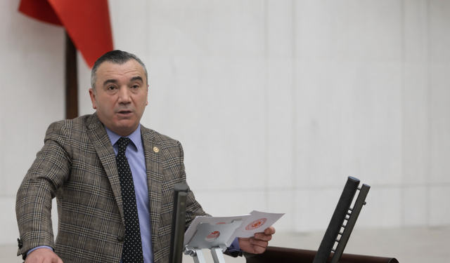 Yavuz Aydın: “Sosyal devlet, vatandaşı topyekûn veri nesnesine çevirmek değildir”