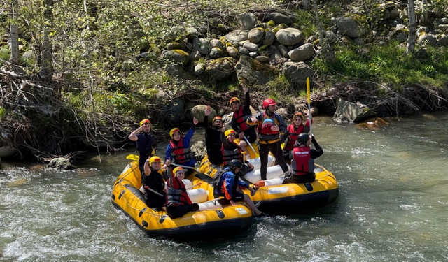 Trabzon'da Nehir Rehberliği ve Rafting Eğitimi düzenlendi