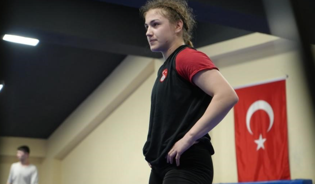 Bayburtlu milli güreşçi Akkuş Avrupa üçüncüsü oldu