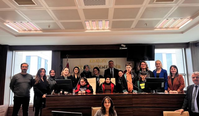 Adliyede Temsili Duruşma İle 23 Nisan Farkındalığı