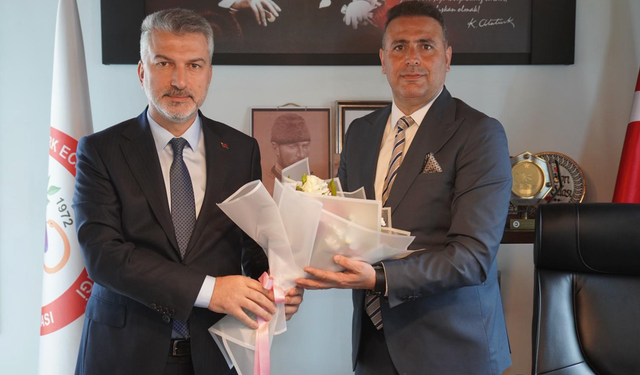 Başkan Mumcu'dan Trabzon Eczacılar Odası Başkanı Ecz. Erhan Başer'e ziyaret
