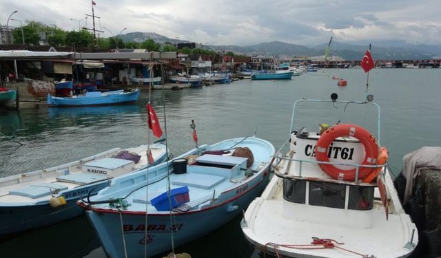 Kıyı balıkçıları hava sıcaklığının artmasını bekliyor