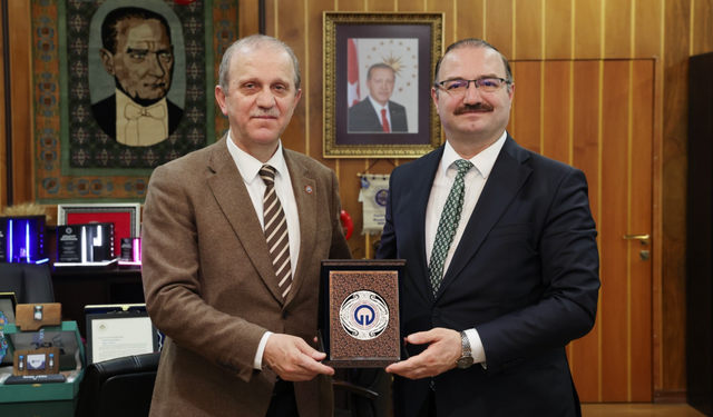 İki üniversite rektörü arasında verimli görüşme