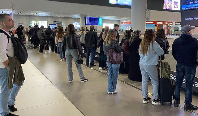 İstanbul Havalimanı'nda dönüş yoğunluğu başladı
