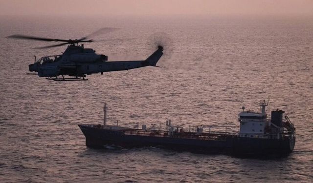 ABD, İran bayraklı gemiye asker çıkardı