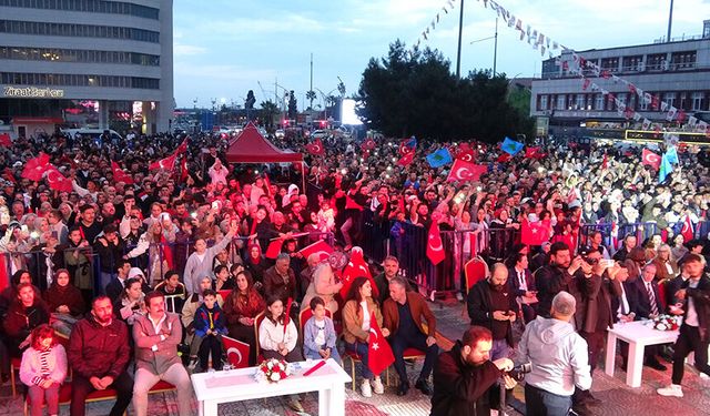 Samsun'da Anneler Günü'nde konser coşkusu