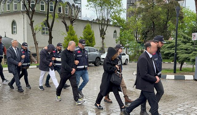 Samsun'daki rüşvet operasyonunda 4'ü doktor 8 kişi adliyeye sevk edildi