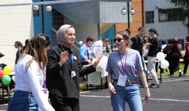 Avrasya Üniversitesinde Oyun Şenliği