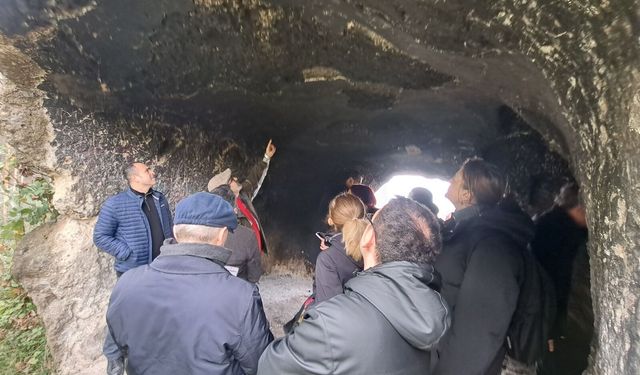 Boztepe’de tarih yolculuğu! Mitra dağından kaya kiliselerine uzanan gezi
