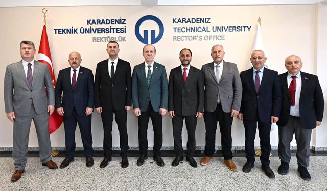 MHP Trabzon heyetinden KTÜ Rektörü Çuvalcı'ya ziyaret