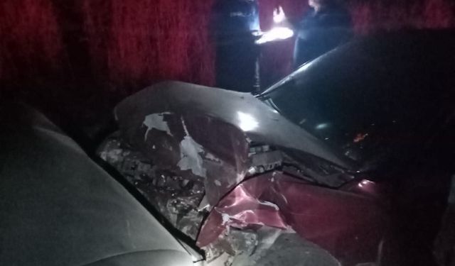 Bölgemizde trafik kazasında eski milletvekili ile 2 kişi yaralandı