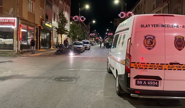 Tartışma bıçaklı kavgaya dönüştü: 1’i ağır 4 yaralı