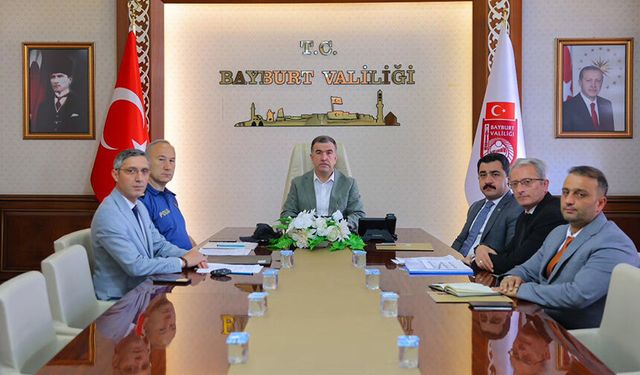 LGS öncesi Bayburt'ta alınan güvenlik tedbirleri toplantıda görüşüldü