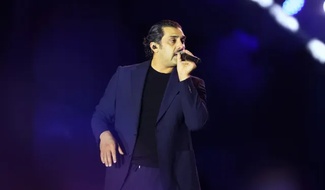 Trabzon Kültür Yolu Festivali'nde şarkıcı Bayhan sahne aldı