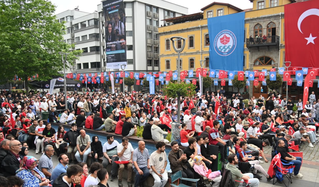 Trabzon’da sabahın erken saatlerinde milli heyecan