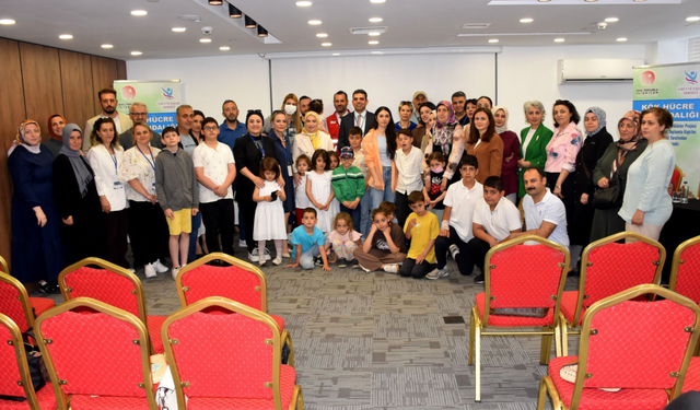 Sağlıklı Çocuklar, Mutlu Aileler Kök Hücre Farkındalığı Semineri Trabzon’da yoğun katılımla gerçekleştirildi