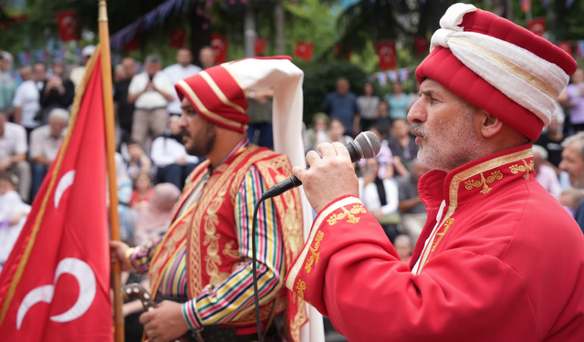 Trabzon Meydan Parkı'nda mehter coşkusu