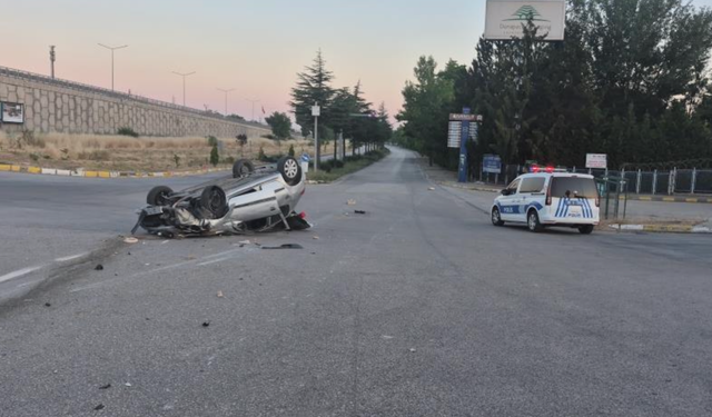 Eskişehir'de kontrolden çıkan otomobil takla attı