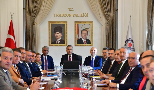 Başkan Çelebi İl Tanıtım ve Geliştirme Kurulu'nda Sümela ve Dede Korkut'u gündeme getirdi