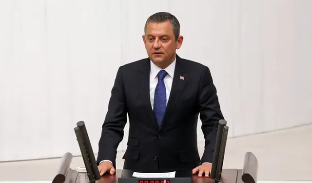 Özel CHP'den ayrılıp yeni parti kuracak mı?