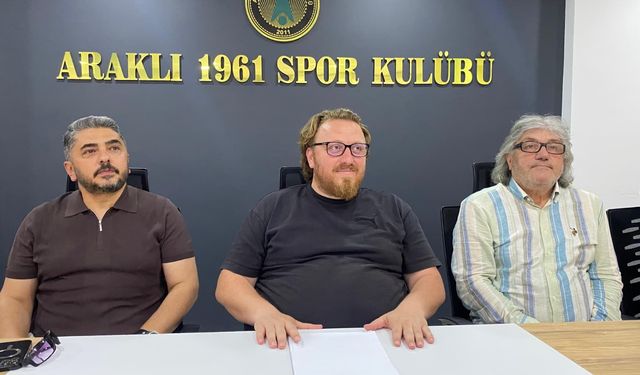 Mustafa Reşit Akçay Araklıspor ile yeşil sahalara geri döndü