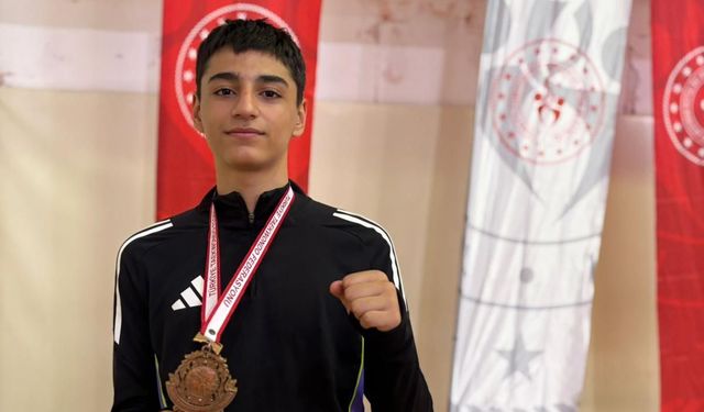 Büyükşehir'in sporcularından Çanakkale'de gururlandıran başarı!