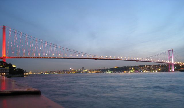 15 Temmuz Şehitler Köprüsü trafiğe kapatıldı